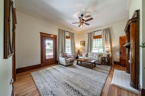 401 N Avenue H - Photo 10