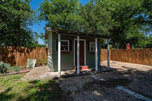 401 N Avenue H - Photo 34