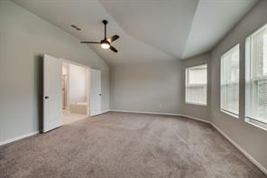 4544 Hemingway Avenue - Photo 10