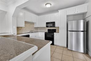 2601 S University Drive - Photo 13
