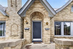 2601 S University Drive - Photo 2