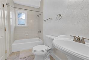2601 S University Drive - Photo 21