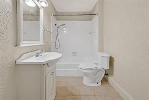2601 S University Drive - Photo 26