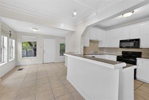 2601 S University Drive - Photo 9