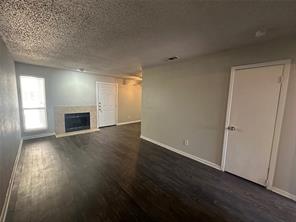 4502 Gaston Avenue - Photo 3