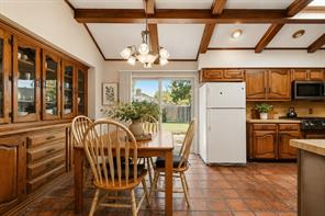 3233 Chimneyrock Drive - Photo 3