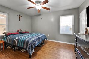2439 Inadale Avenue - Photo 16