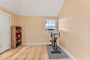 2439 Inadale Avenue - Photo 25