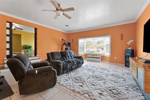 2439 Inadale Avenue - Photo 7