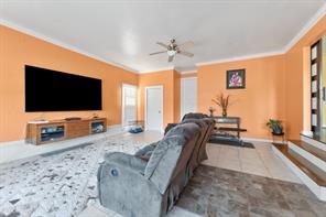 2439 Inadale Avenue - Photo 8