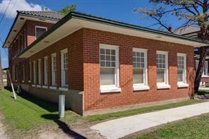 802 Orange Street - Photo 3