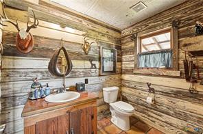 190 Private Road 3011 - Photo 35