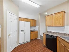 1048 Harriman Drive - Photo 12