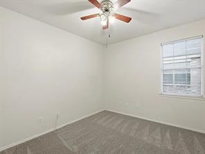 1048 Harriman Drive - Photo 18