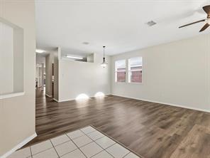 1048 Harriman Drive - Photo 4