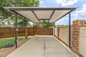 2105 Norwood Lane - Photo 35