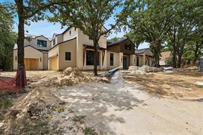 413 Live Oak Drive - Photo 1