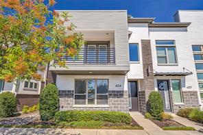424 Texas Drive - Photo 1