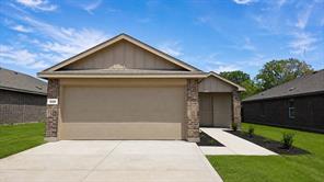 305 WAYLAND Street - Photo 1