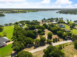 1829 W Lake Shore Drive - Photo 1