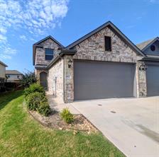 4925-4927 Sanger Circle Drive - Photo 1