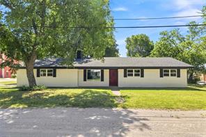 209 S Austin Street - Photo 1