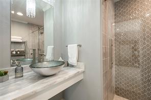 251 Queens Drive - Photo 23