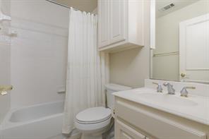 4321 Landsdowne Drive - Photo 37