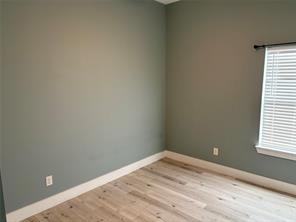 4517 Spencer Street - Photo 10