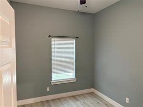 4517 Spencer Street - Photo 11