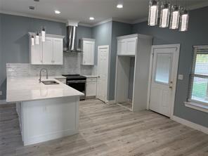 4517 Spencer Street - Photo 3
