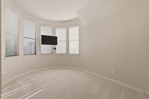 7008 Kenswick Drive - Photo 38