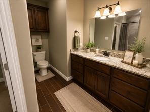 315 E Brockett Street - Photo 23