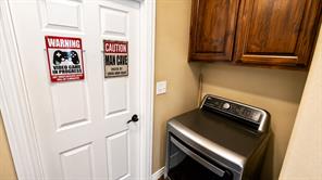315 E Brockett Street - Photo 27