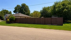 315 E Brockett Street - Photo 4