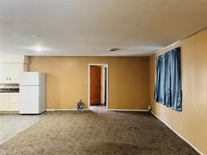 306 N D Avenue - Photo 3