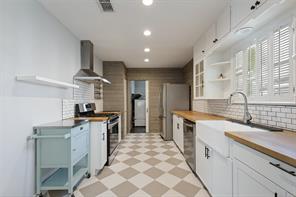 2518 Marvin Avenue - Photo 9