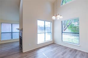 3840 Suffolk Lane - Photo 10