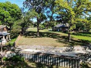 1115 E Lake Drive - Photo 2