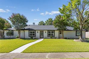 502 Cashmere Drive - Photo 2