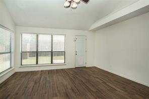 3800 Suffolk Lane - Photo 10