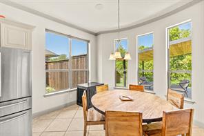 1557 Trowbridge Circle - Photo 10
