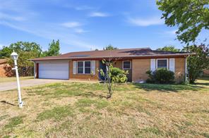 2107 10th Street - Photo 1