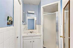 2107 10th Street - Photo 11