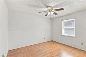 2107 10th Street - Photo 14