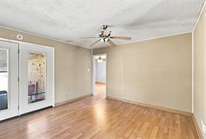 2107 10th Street - Photo 5