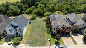 916 Saint George Place - Photo 3