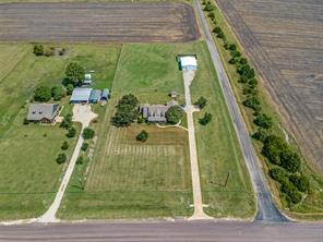 2614 County Road 596 - Photo 2