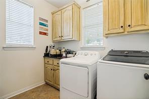 2614 County Road 596 - Photo 25