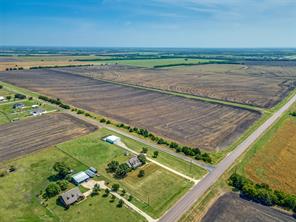 2614 County Road 596 - Photo 4